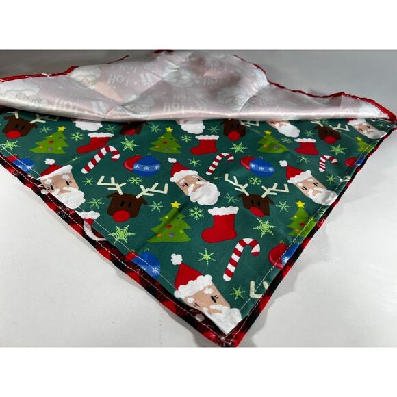 Christmas Holiday Pet Dog Bandana Scarf Set of 3 Plus Rope Toy Red Green NEW - Picture 3 of 7